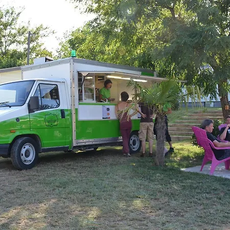 Le Coin Kamp alanı Chauzon